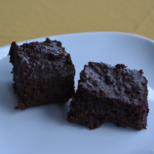 Brownies, mit Mandeln und Schokolade