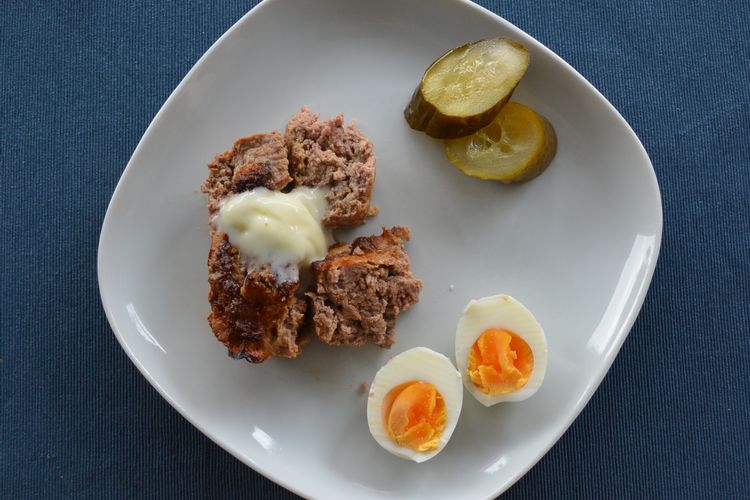 01 Hackbraten Ei Kochkäse