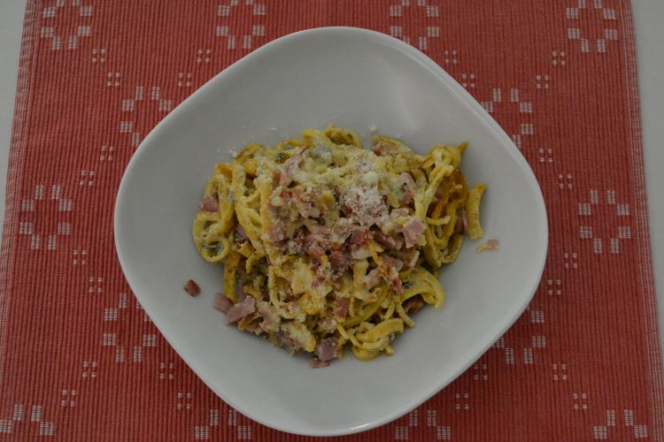 14 Egg Nudeln Carbonara